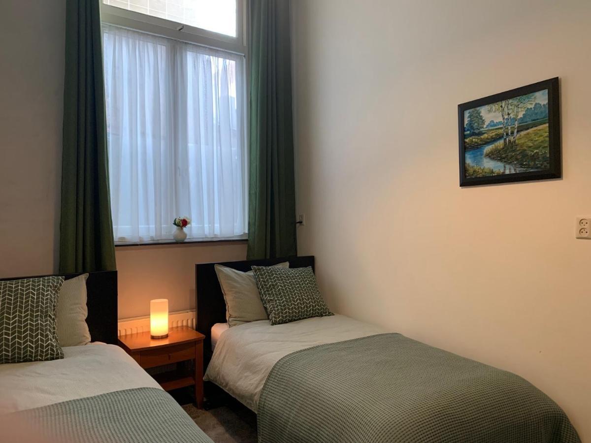 Het Rode Pakhuis 杜斯堡 外观 照片