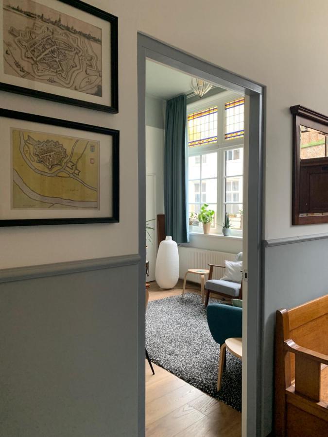 Het Rode Pakhuis 杜斯堡 外观 照片